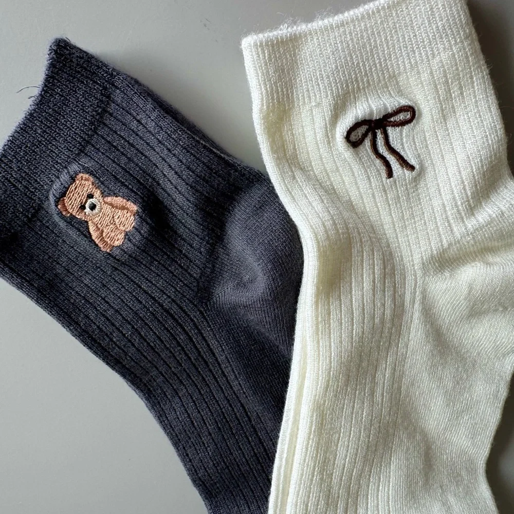 Anthropologie Women’s 2 Pack NWT Novelty SOCKS Bow and Bear
